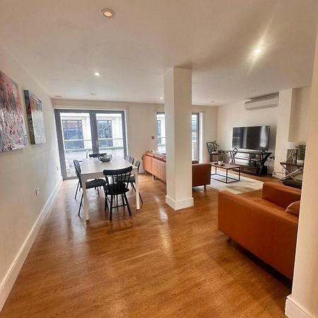 Spacious 3-Bed 3-Bath Luxury Apartment With Balcony Hyde Park Londen Buitenkant foto