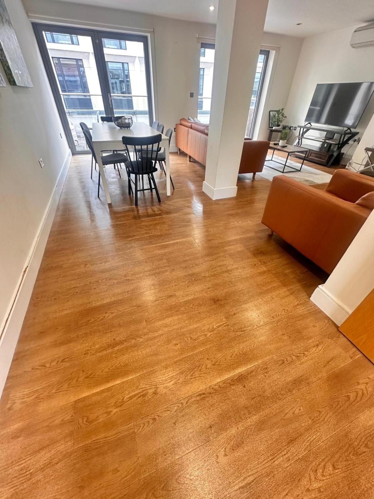 Spacious 3-Bed 3-Bath Luxury Apartment With Balcony Hyde Park Londen Buitenkant foto